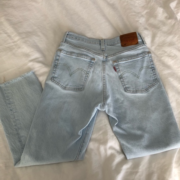 Levi’s 501 crop - Picture 4 of 6